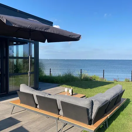 Enkhuizer Asami San Erste Reihe Mit Zaun Haus Nr 262 *