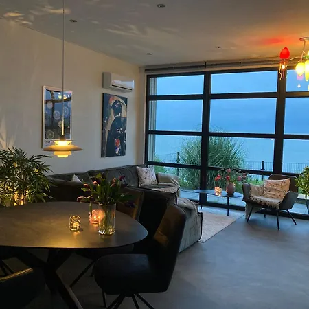 Enkhuizer Asami San Erste Reihe Mit Zaun Haus Nr 262 Feriehus Enkhuizen